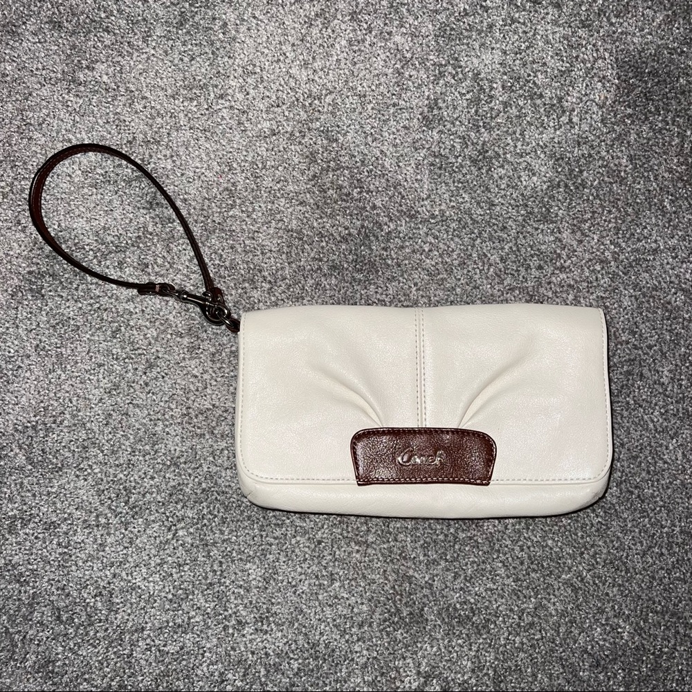 VINTAGE Coach Wristlet